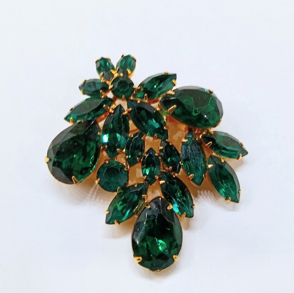 Vintage Green Rhinestone Brooch Large & Bright